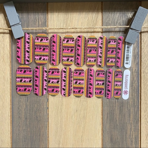 Jamberry x Disney Hakuna Matata Nail Wraps - Picture 2 of 4